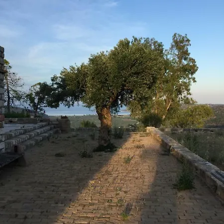 The Wind Tower Tatil Evi